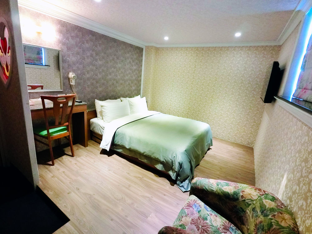 Nice Hotel Тайбэй Экстерьер фото
